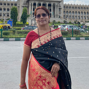 Dr. Meera Viswavandya